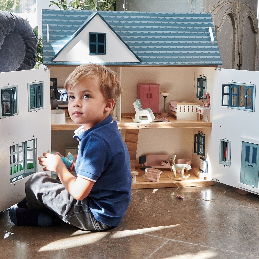 Dovetail House Wooden Dolls House - Retro Kids
