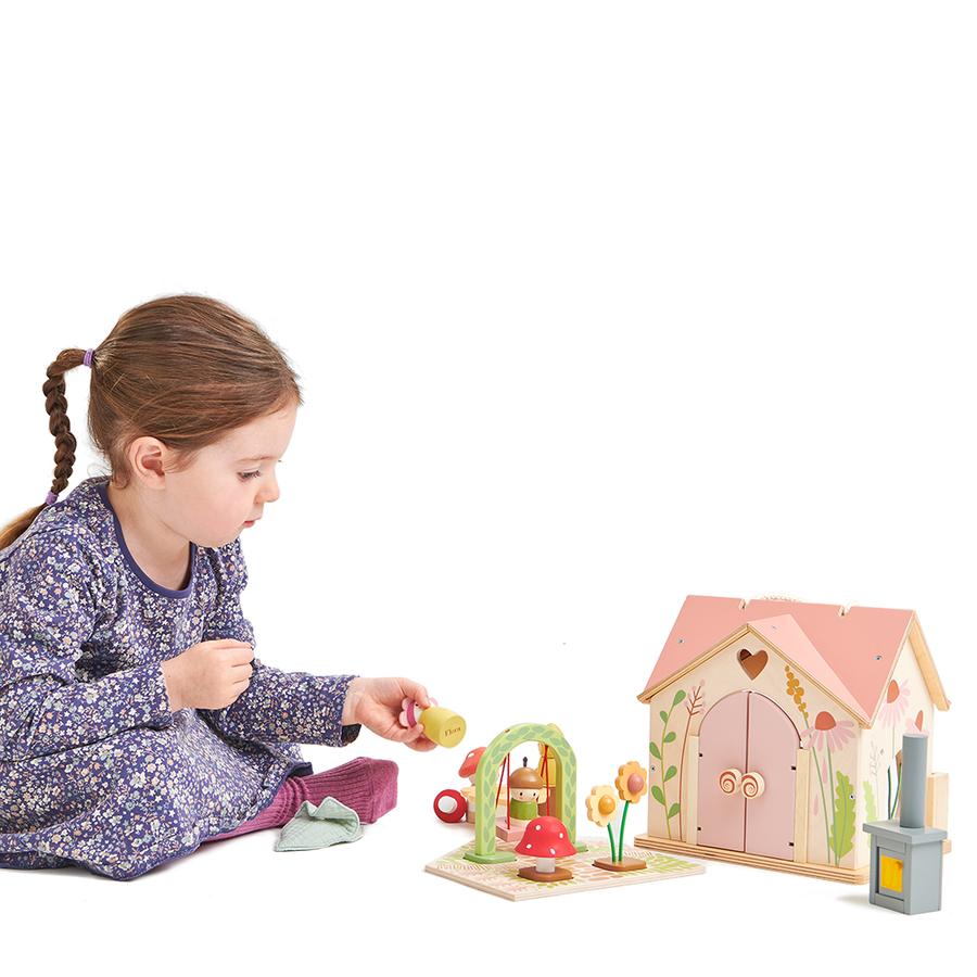 Wooden Dolls House Complete Toy Set - Retro Kids