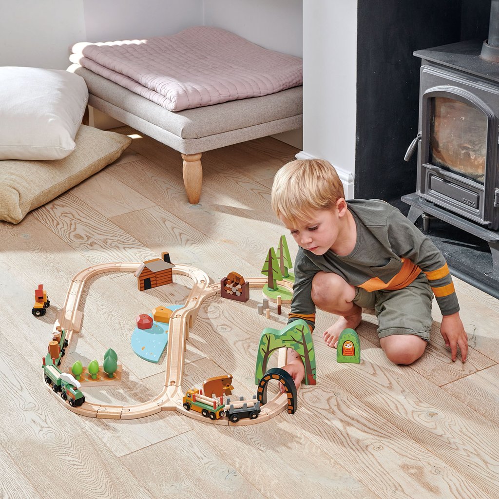 Wild Pines Wooden Train Set - Retro Kids